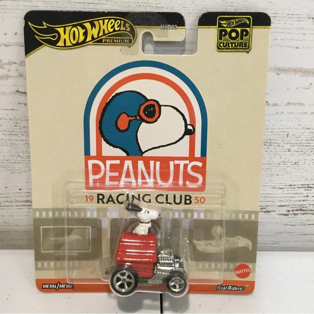 Snoopy Peanuts Hot Wheels Premium Pop Culture SEALED Metal Real Riders